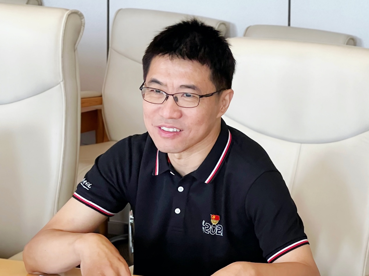 4A0E3FDF65D2ACE6E8B3253E353_AEC4B8EE_35D5D