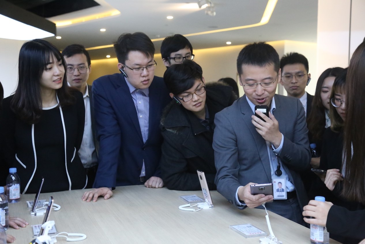 E35E179A225FD9D61170952ED92_1DB73F59_2ACE5