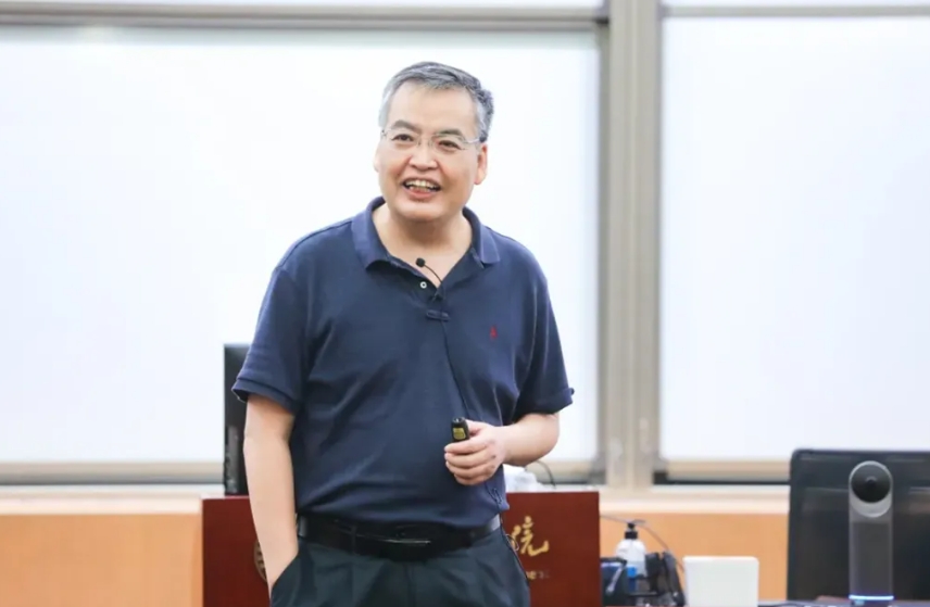 北大J9集团国际贾春新教授荣获第二十届北京市高档学堂教台甫师奖