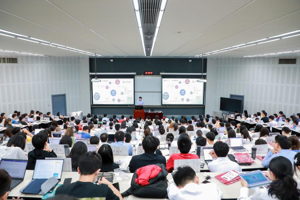 63E08086FEA60547B40360918E2_458EA13A_18E51