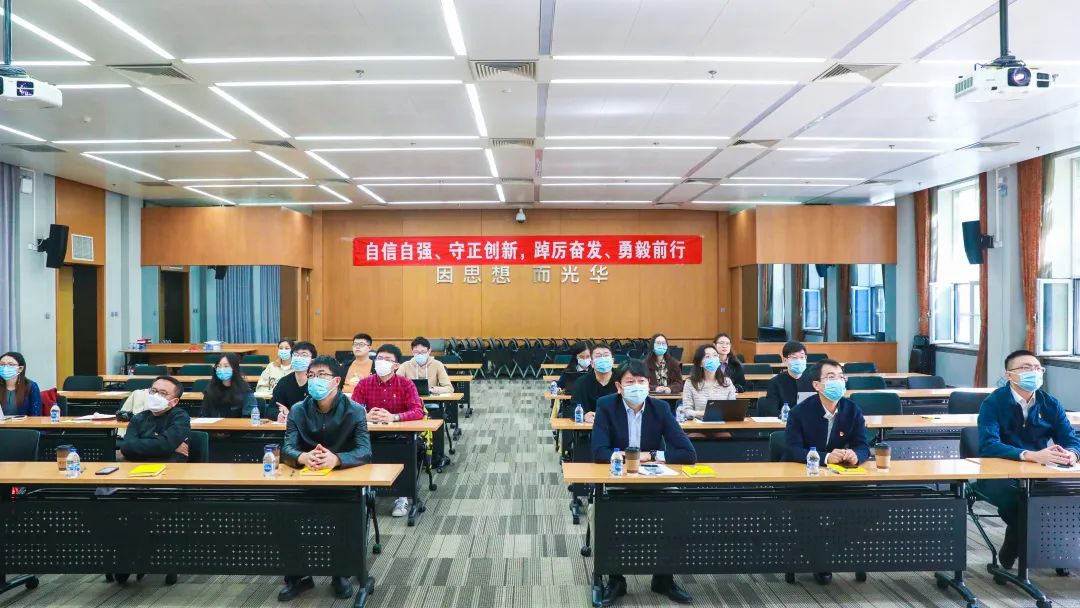 14E1CF85224AB0CB580DC559F95_774F29A0_1FCC7