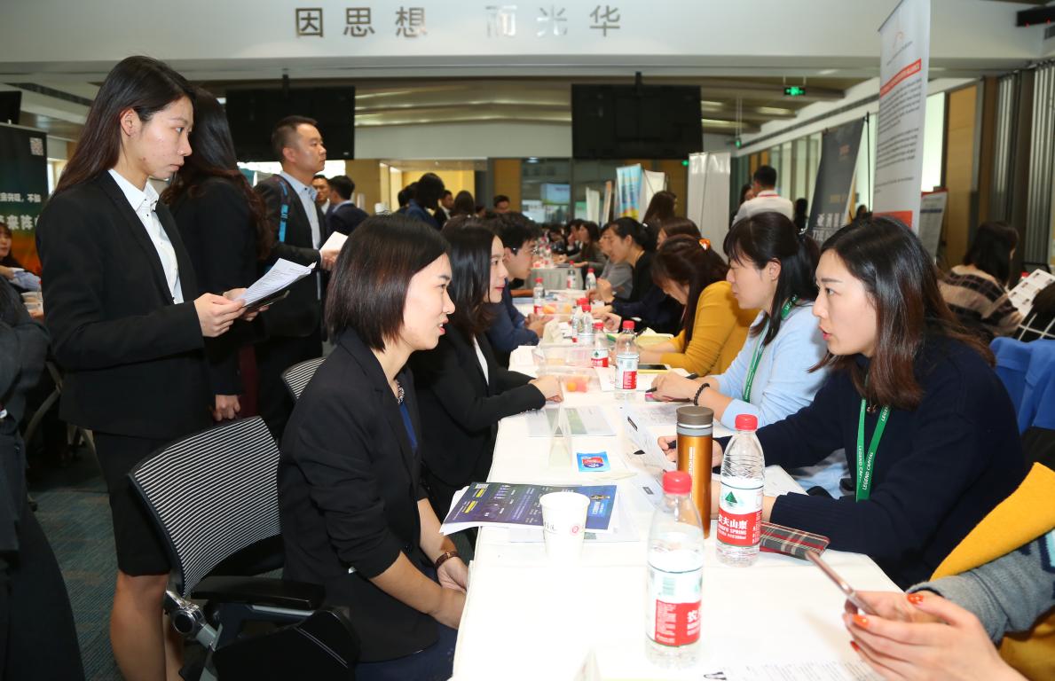 C717CC70BB499CDEEDAEB6D3C59_3F0E8A09_1C698